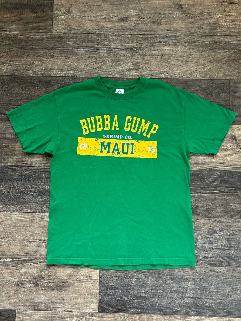 Y2K Bubba Gump Shrimp Co. 1975 Maui Gump Movie T-shirt Size L